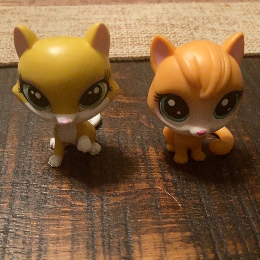Littlest pet shop cats